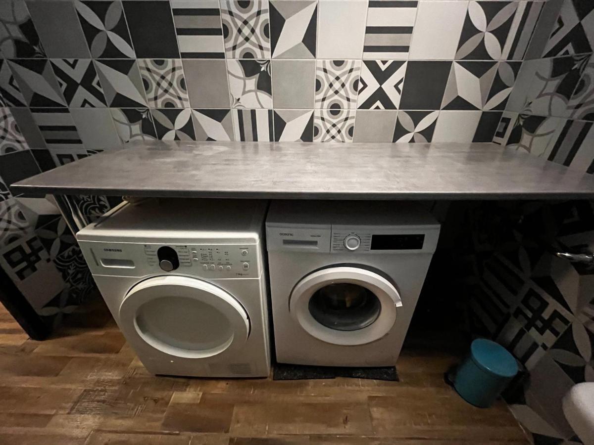 Studio Cosy Proche Gare Et Centre Ville Lourdes Ngoại thất bức ảnh